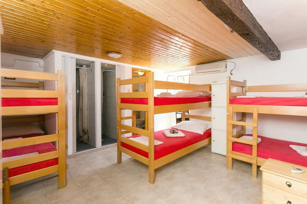 The City Place Hostel Дубровник Екстериор снимка